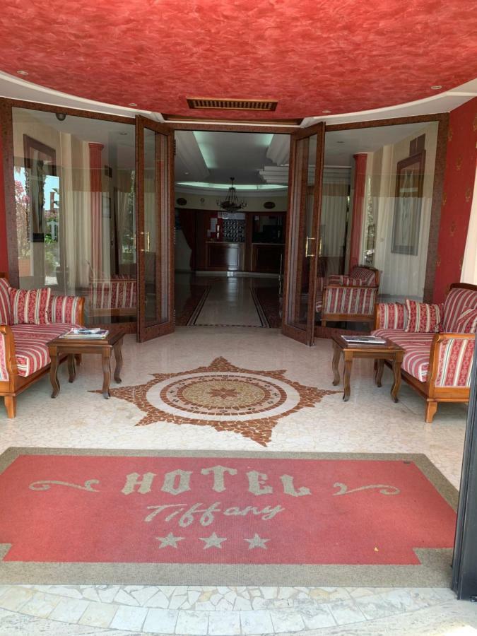 Hotel Tiffany Varcaturo Exterior photo